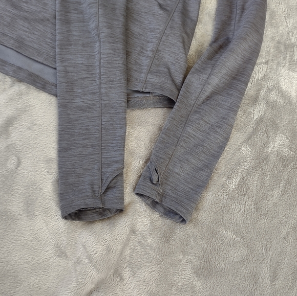 Women's Grey Under Armour ColdGear Fitted Long Sleeve Crewneck Shirt - Picture 8 of 9